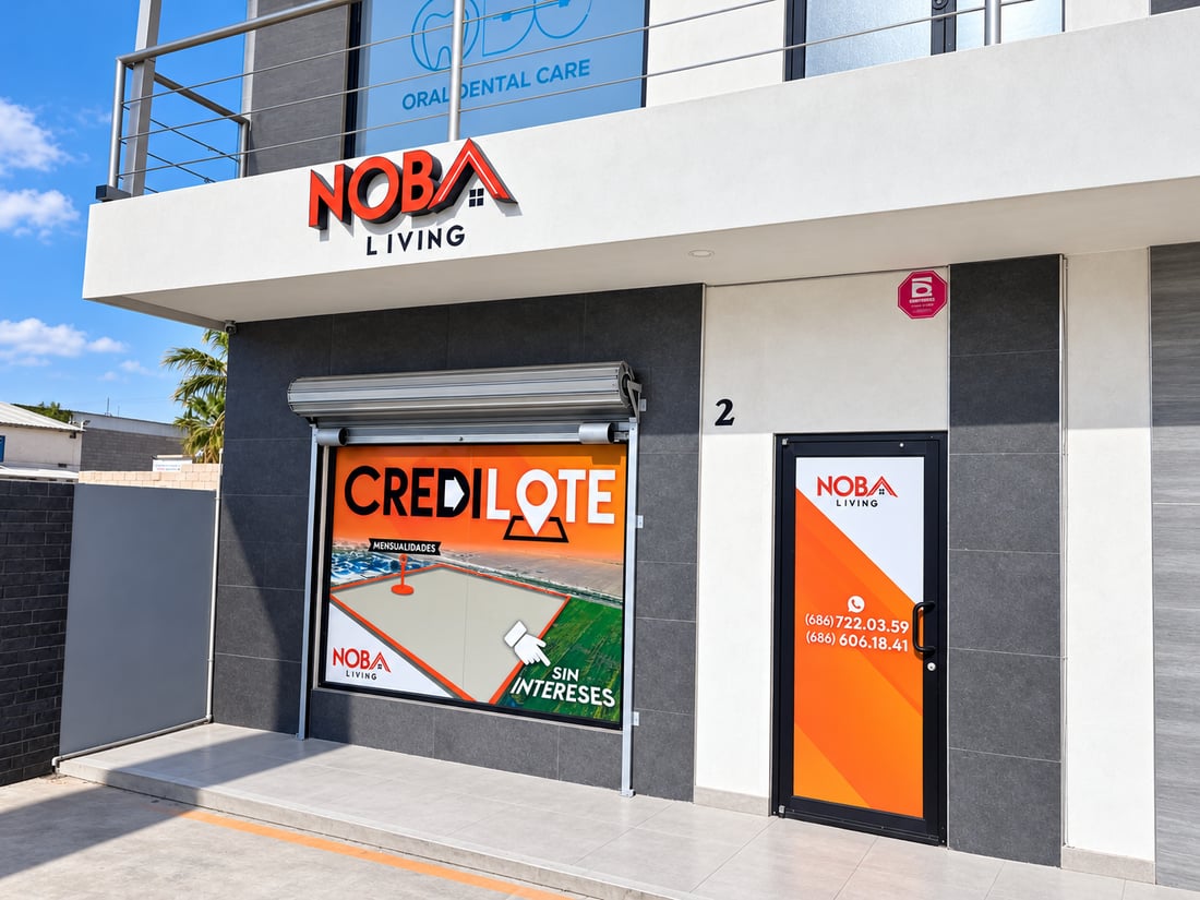 Fachada de la oficina NOBA Living en Plaza Wayak, Mexicali.